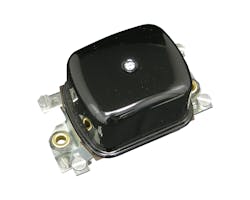 アクセル 12Vジェネレーター用レギュレーター 74511-65 黒