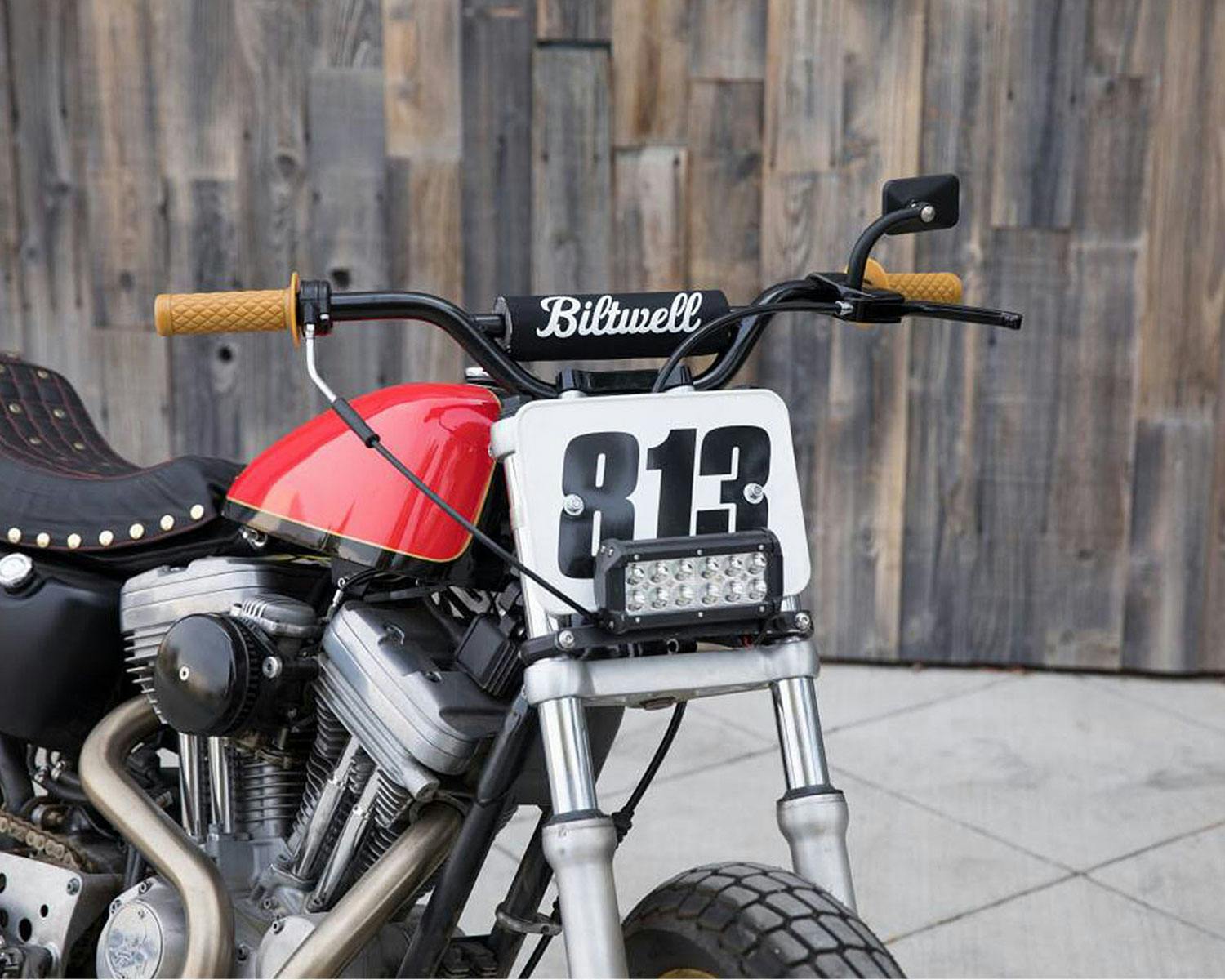 格安販売中 （正規品）ビルトウェル ハーレー汎用 10in マードックプルバックライザー カラー：クローム Biltwell バイク