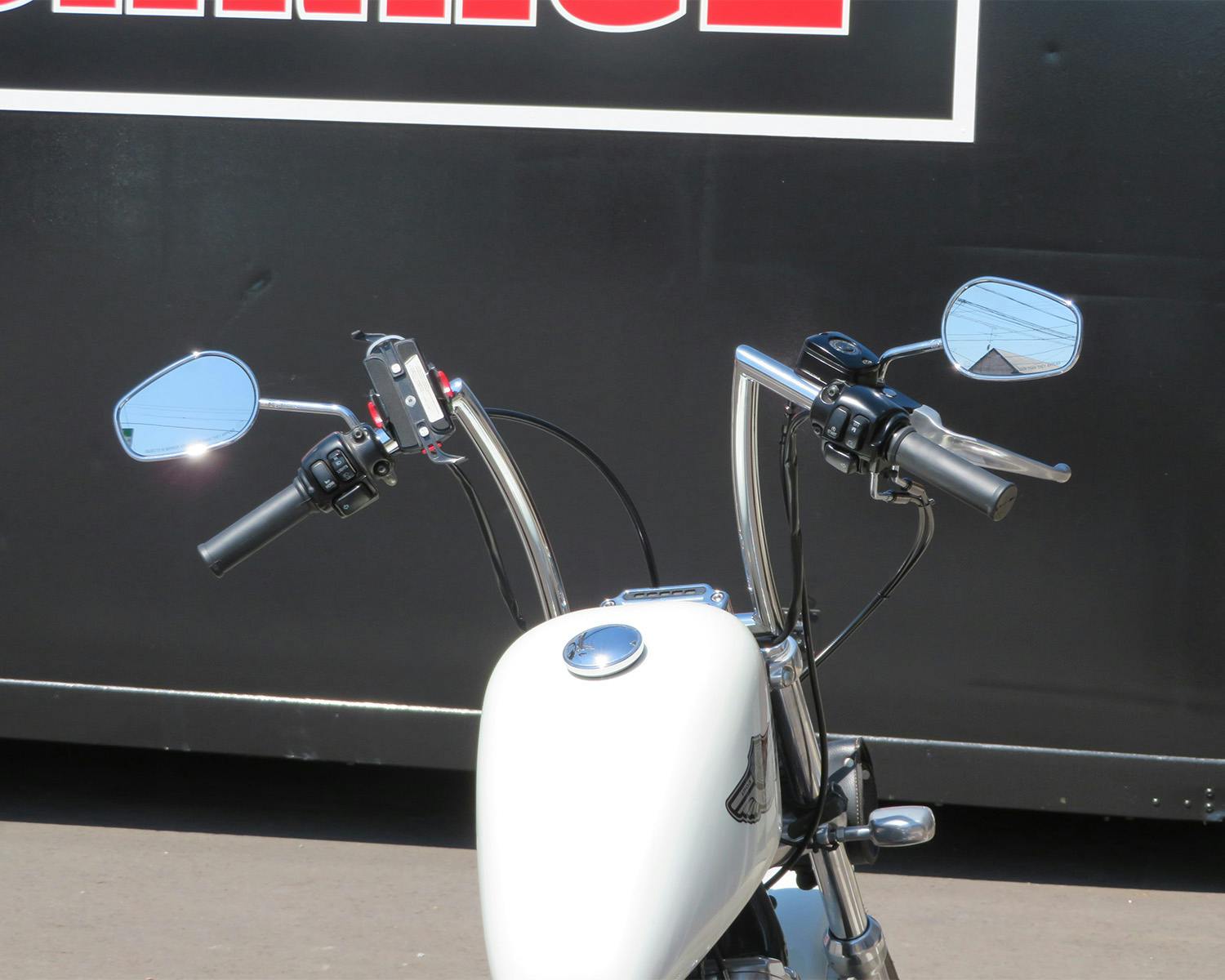 Harley Davidson ヘコミ有り １０ｉｎ ゴーストエイプバーハンドル