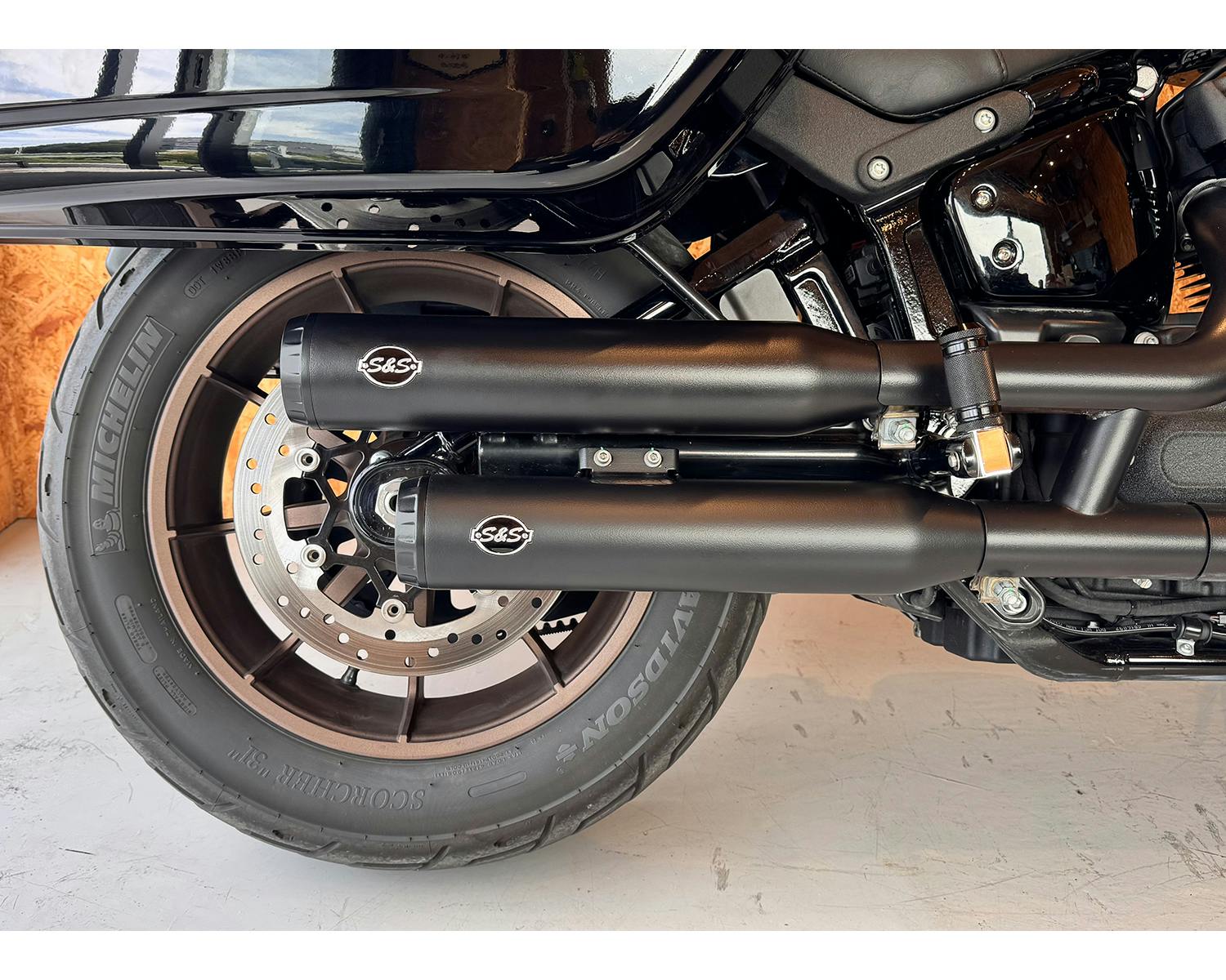 ハーレー用パーツ カスタムパーツの通信販売 ネオファクトリー