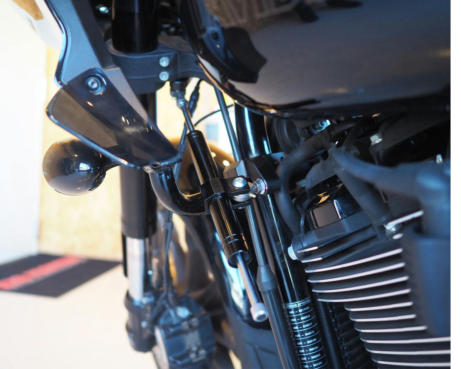 ハーレー用パーツ カスタムパーツの通信販売 ネオファクトリー