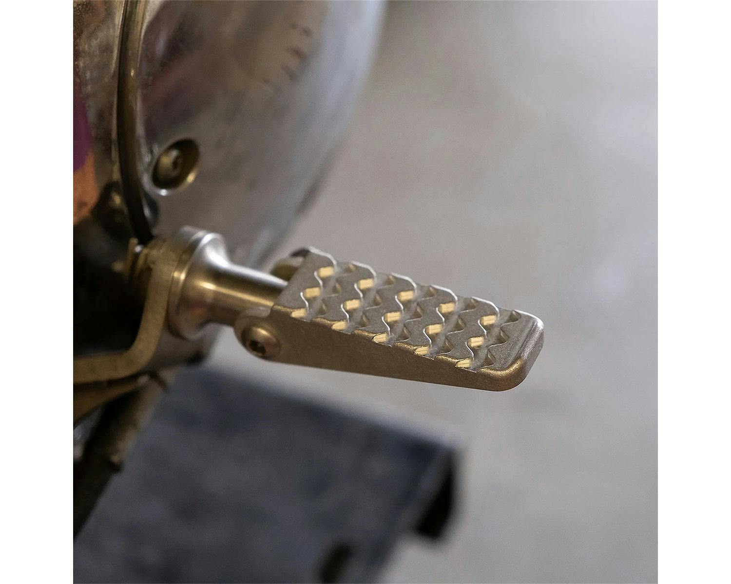 JB-77MMのペグ Amazon.co.jp: ペグ チタン製 AVOFOREST チタンペグ 太いヘッド