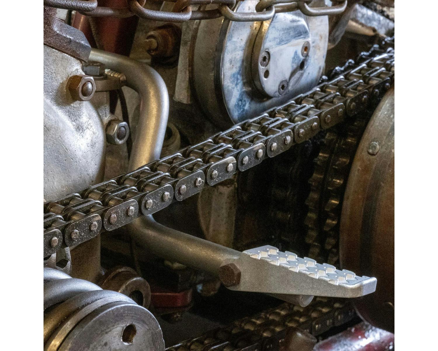 もも右の一枚 ハーレー用パーツ カスタムパーツの通信販売 ネオファクトリー